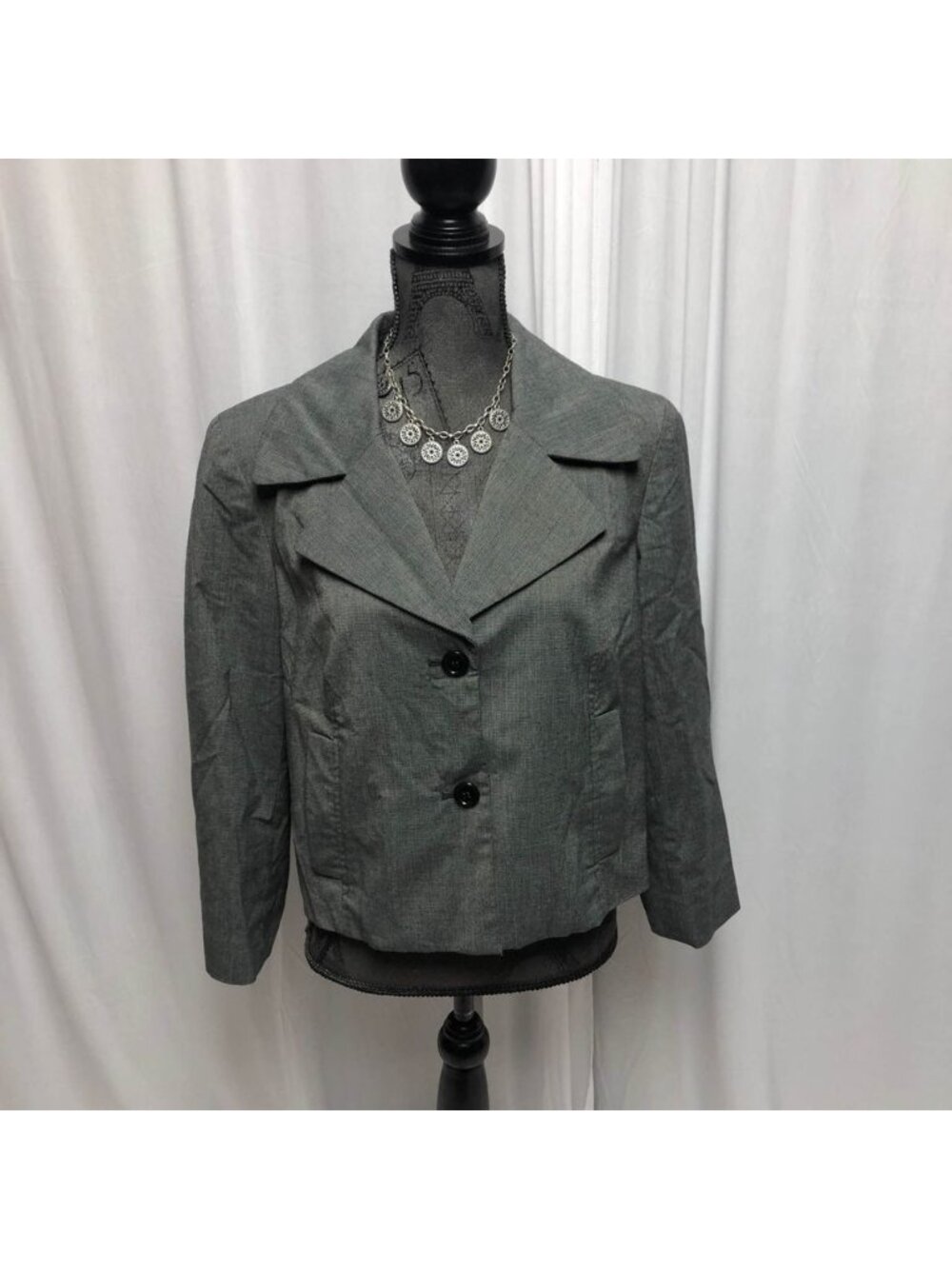 Jones Wear Blazer Womens Size 12P Gray Black Jacket Lined Notched Collar Office